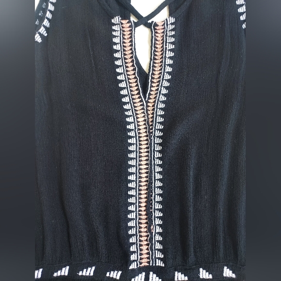 Ladies RIPCURL Black Gauzy Embroidered Shorts Romper W/Pockets Size M - Picture 4 of 11